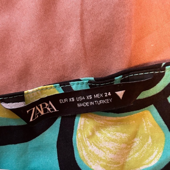 Zara Printed Halter Top; size XS; great condition, worn once! - Picture 5 of 6